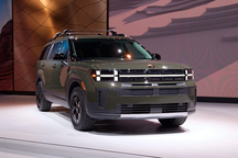 Hyundai Santa Fe XRT 2024 chính thức ra mắt, gầm cao hơn các bản khác