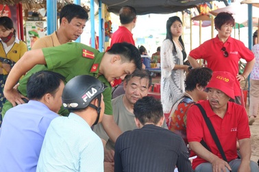 Du khách Trung Quốc tử nạn khi tắm biển Đà Nẵng