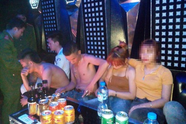 Đột kích quán Karaoke, phát hiện 31 đối tượng sử dụng ma túy