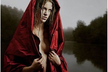 Kinh ngạc những bức tranh chân dung thiếu nữ thật hơn cả... ảnh thực