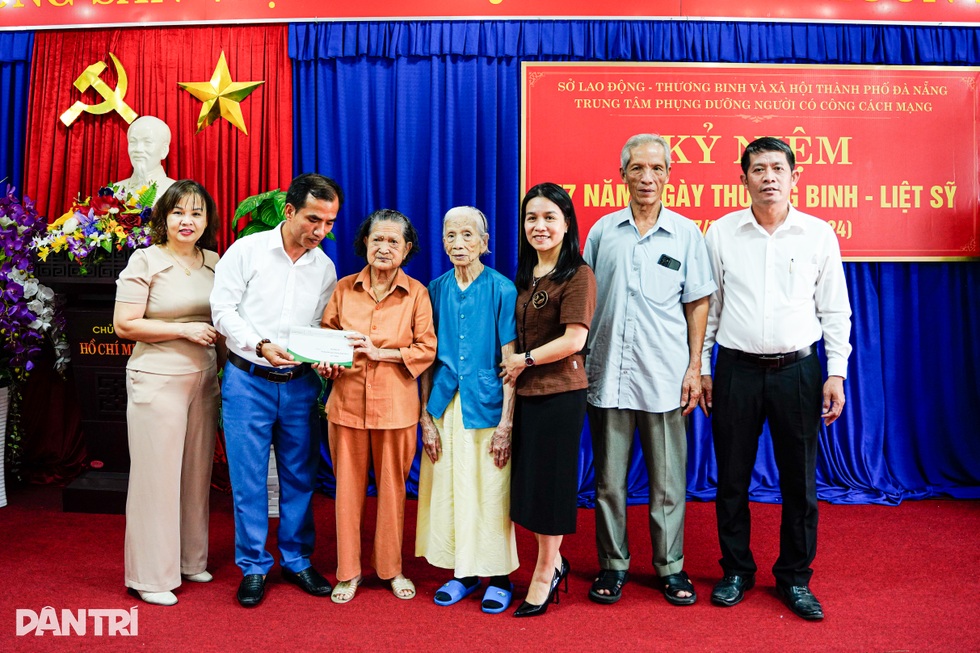 Lan tỏa lòng biết ơn và trách nhiệm với người có công cách mạng  - 12 Lan tỏa lòng biết ơn và trách nhiệm với người có công cách mạng  - 12