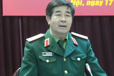 “Nữ sinh thi vào trường quân sự cần phải lượng sức mình!”