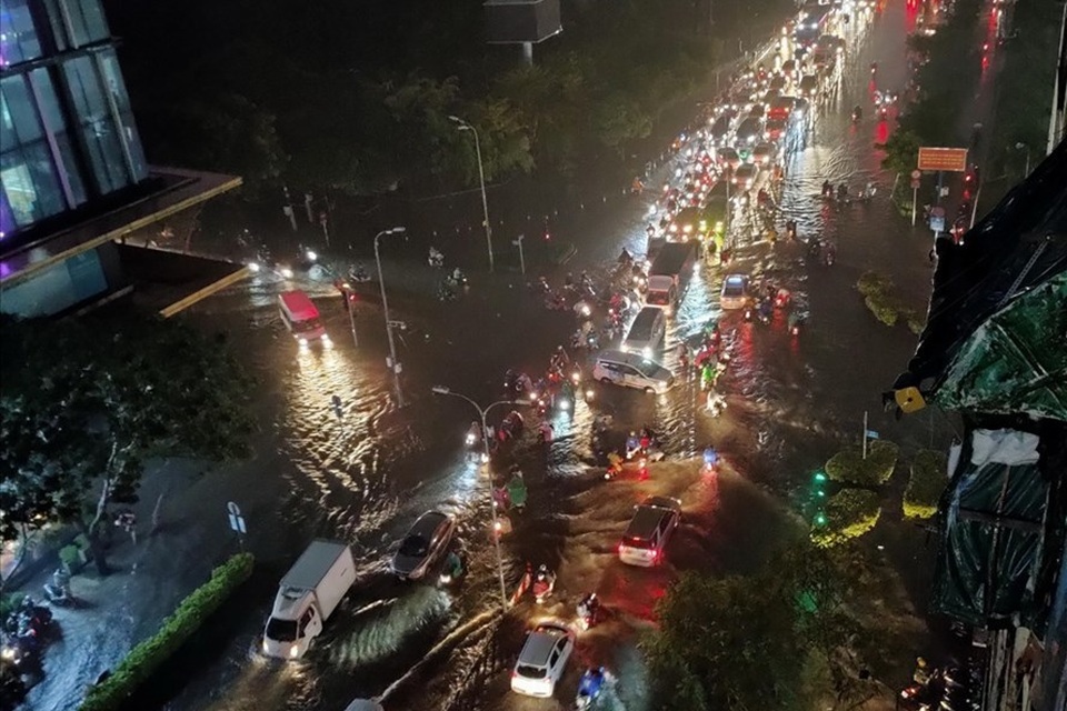Phí chống ngập trên mét vuông, phí thoát nước theo mét khối! - 1 Phí chống ngập trên mét vuông, phí thoát nước theo mét khối! - 1