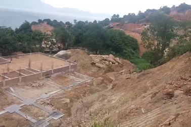 Cận cảnh 40 móng biệt thự không phép trên Bán đảo Sơn Trà