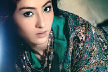 Trương Bá Chi quay lại với tình cũ? 