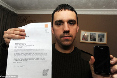 Dùng iPhone, khách tá hỏa hóa đơn cước 660 triệu/tháng