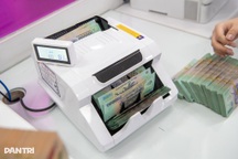 18 ngân hàng tăng lãi suất tiền gửi: Tín hiệu gì cho thị trường tiền tệ?