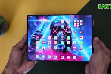 Đánh giá Huawei Mate XT: Điện thoại biến thành máy tính bảng