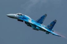 Máy bay chiến đấu Su-27 của Ukraine "chạy" sang nước láng giềng