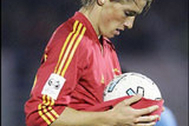 Torres chưa ký hợp đồng với Arsenal