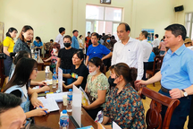 1.840 chỉ tiêu tuyển dụng tại phiên giao dịch việc làm huyện Mê Linh