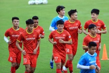 Hồ Thanh Minh bất ngờ được HLV Park Hang Seo gọi lên đội tuyển Việt Nam