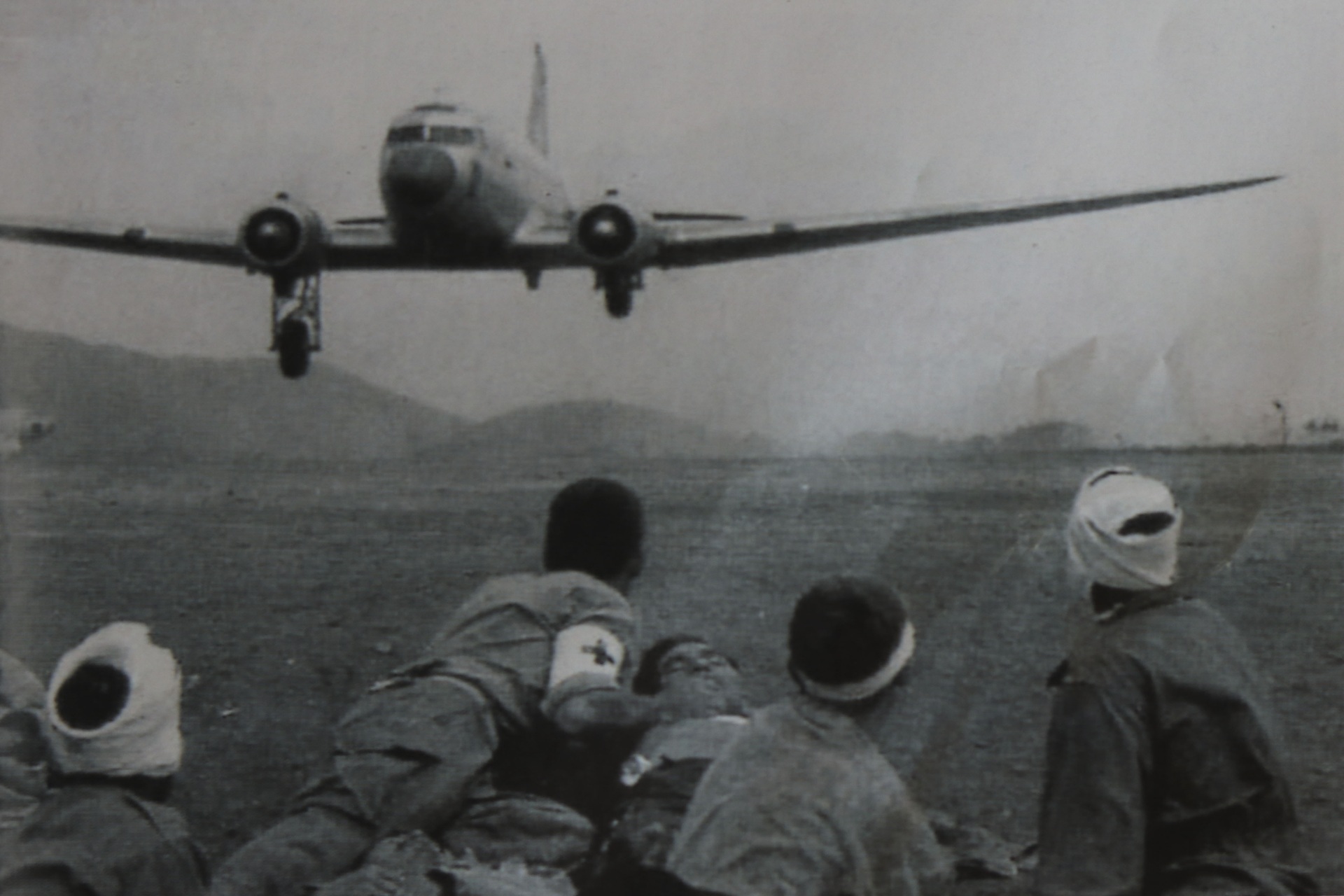 Tình cảnh khốn quẫn của quân Pháp ở chiến trường Điện Biên Phủ - 9