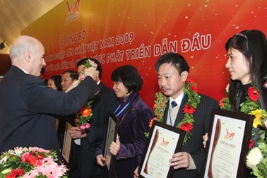 Tư nhân áp đảo top 500 doanh nghiệp tăng trưởng nhanh nhất Việt Nam