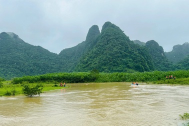 Đã tìm thấy nam sinh bị nước cuốn trôi khi dắt trâu đi tránh bão Bualoi