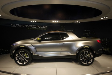 Loạn thông tin về mẫu xe bán tải đầu tiên của Hyundai