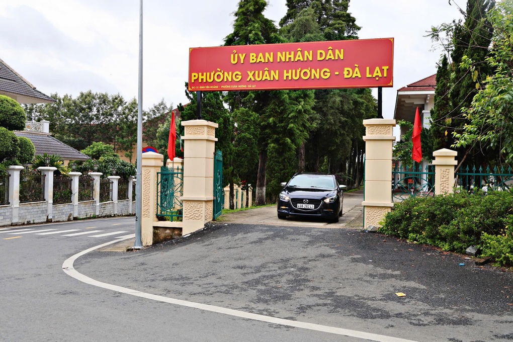 Điều động hàng loạt lãnh đạo sở về cấp xã làm bí thư, chủ tịch - 1 Điều động hàng loạt lãnh đạo sở về cấp xã làm bí thư, chủ tịch - 1