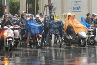 Mưa bất thường trên diện rộng ở TPHCM