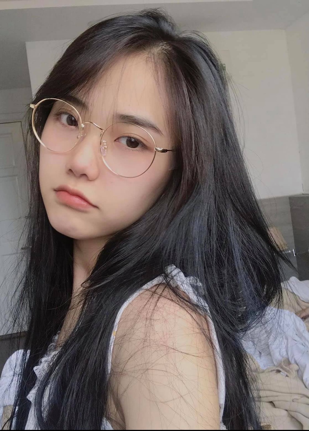 Ngẩn ngơ trước nét đẹp trong veo của hot girl sinh năm 2000 - 5 Ngẩn ngơ trước nét đẹp trong veo của hot girl sinh năm 2000 - 5