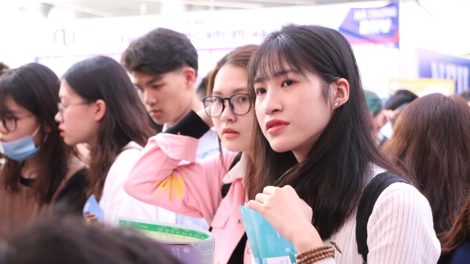 Thí sinh đừng đăng ký nhiều nguyện vọng,cảnh giác với các đề án xét tuyển - 1 Thí sinh đừng đăng ký nhiều nguyện vọng,cảnh giác với các đề án xét tuyển - 1