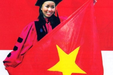 Hồ sơ “siêu chất”, con gái bà Cao Thị Ngọc Dung ứng cử vào HĐQT PNJ