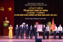 Trường ĐH Sư phạm Hà Nội đón nhận Huân chương Lao động hạng Nhất lần thứ 2