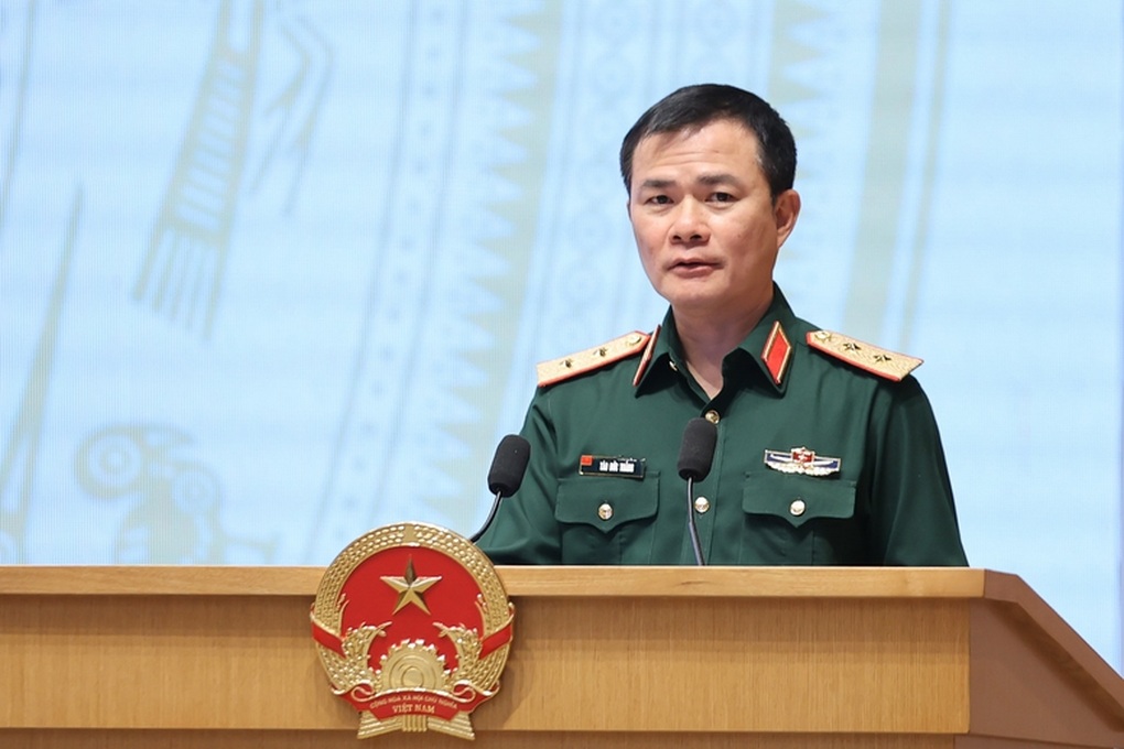 Tăng trưởng 2 con số: Chủ tịch Viettel hiến kế mô hình tổng thầu quốc gia - 1 Tăng trưởng 2 con số: Chủ tịch Viettel hiến kế mô hình tổng thầu quốc gia - 1