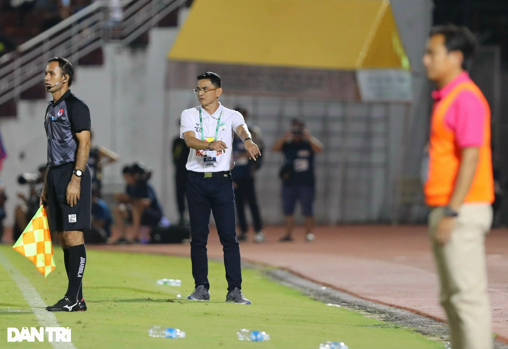 HLV Park Hang Seo và Kiatisuk có thể giúp Thái Lan dự World Cup 2026 - 1 HLV Park Hang Seo và Kiatisuk có thể giúp Thái Lan dự World Cup 2026 - 1