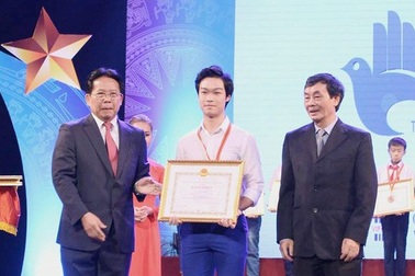 Chàng đội trưởng sinh viên trường Bách khoa điển trai, mê khoa học