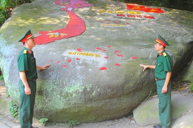 Có Trường Sa - Hoàng Sa trong lòng đảo Mắt