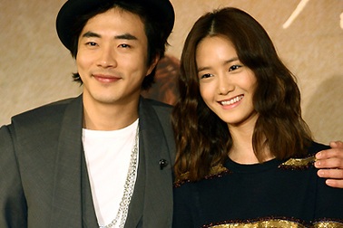 Im Yoona hồi hộp khi “cặp” với Kwon Sang Woo