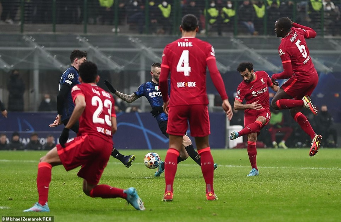 Salah lập công, Liverpool mở toang cánh cửa vào tứ kết Champions League - 4 Salah lập công, Liverpool mở toang cánh cửa vào tứ kết Champions League - 4