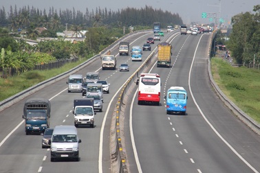 Kiến nghị thu phí cao tốc TPHCM - Trung Lương sau hơn 1 năm bị “tuýt còi”
