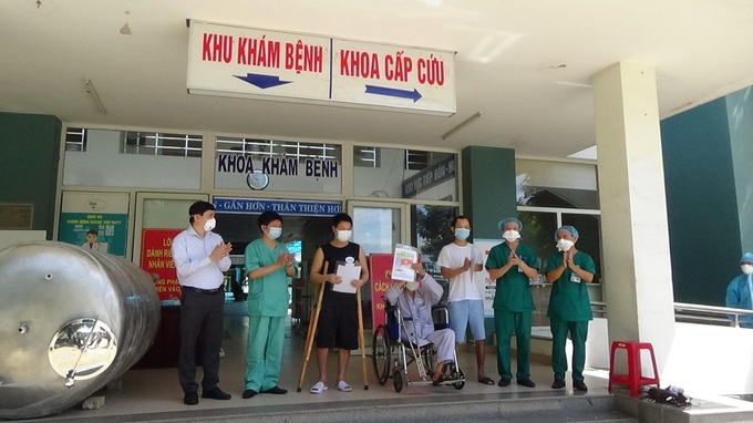 Đà Nẵng: Thêm 9 bệnh nhân Covid-19 được xuất viện - Ảnh 1. Đà Nẵng: Thêm 9 bệnh nhân Covid-19 được xuất viện - Ảnh 1.