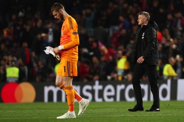De Gea vượt qua nỗi đau thua trận nhờ có vị hôn thê xinh đẹp