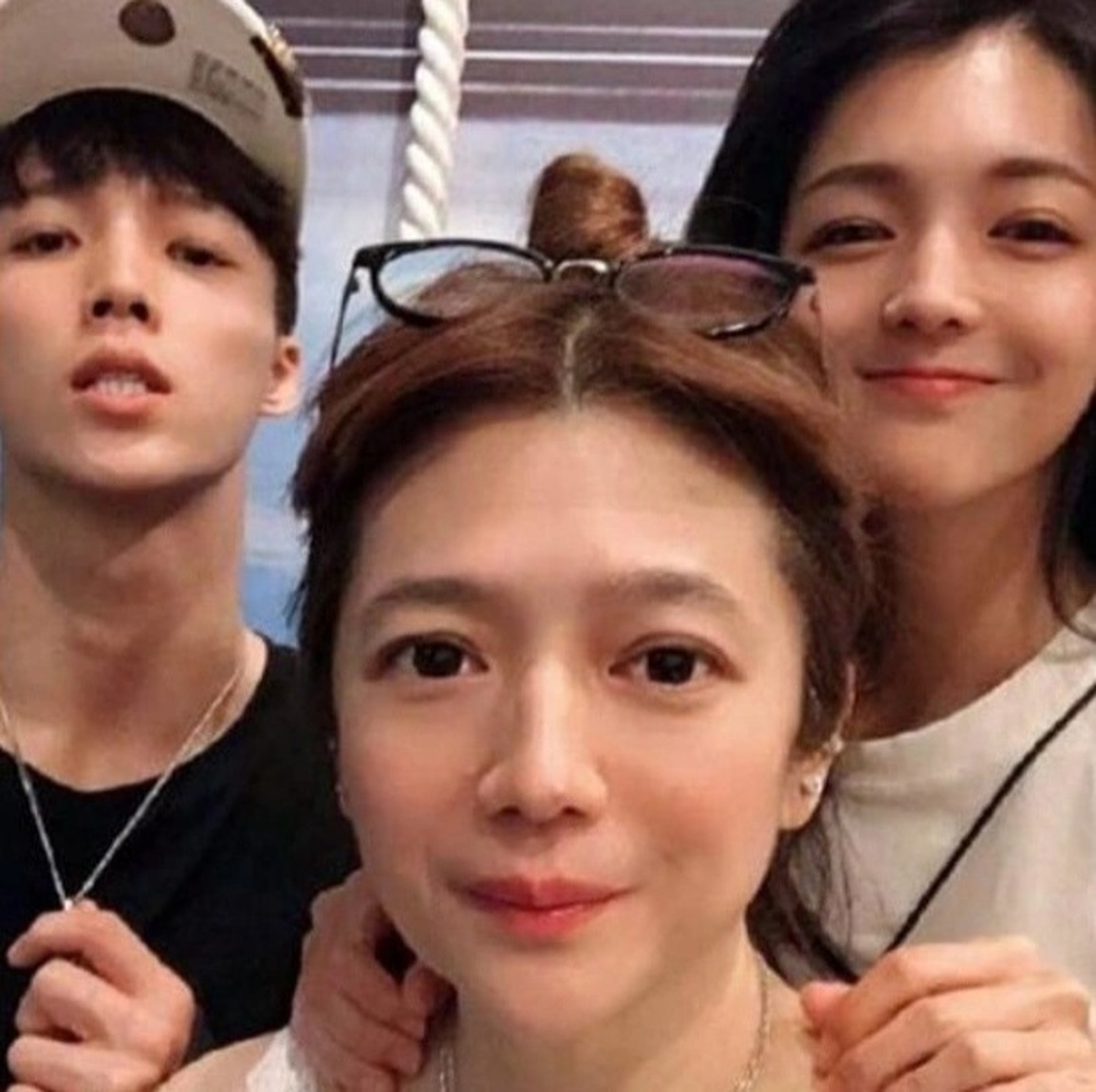 Mỹ nhân nuốt nước mắt tố Trương Đình cướp chồng, giờ hạnh phúc viên mãn - 5 Mỹ nhân nuốt nước mắt tố Trương Đình cướp chồng, giờ hạnh phúc viên mãn - 5