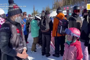 Cốc Ái Lăng - "thiên thần trượt tuyết" đang gây sốt tại Trung Quốc