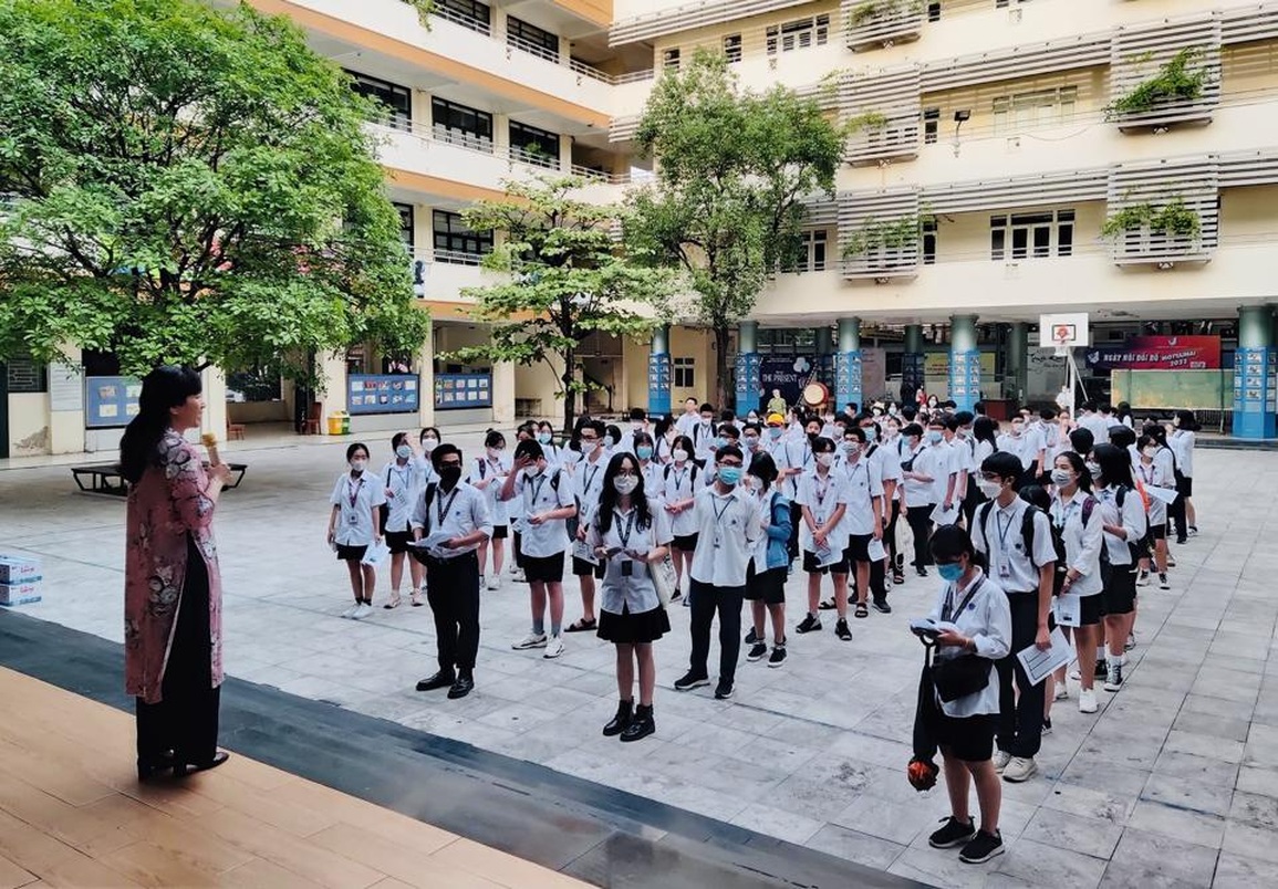 Hoàn tất cuộc đua lớp 6 vào Trường THCS THPT Nguyễn Tất Thành - 1 Hoàn tất cuộc đua lớp 6 vào Trường THCS THPT Nguyễn Tất Thành - 1