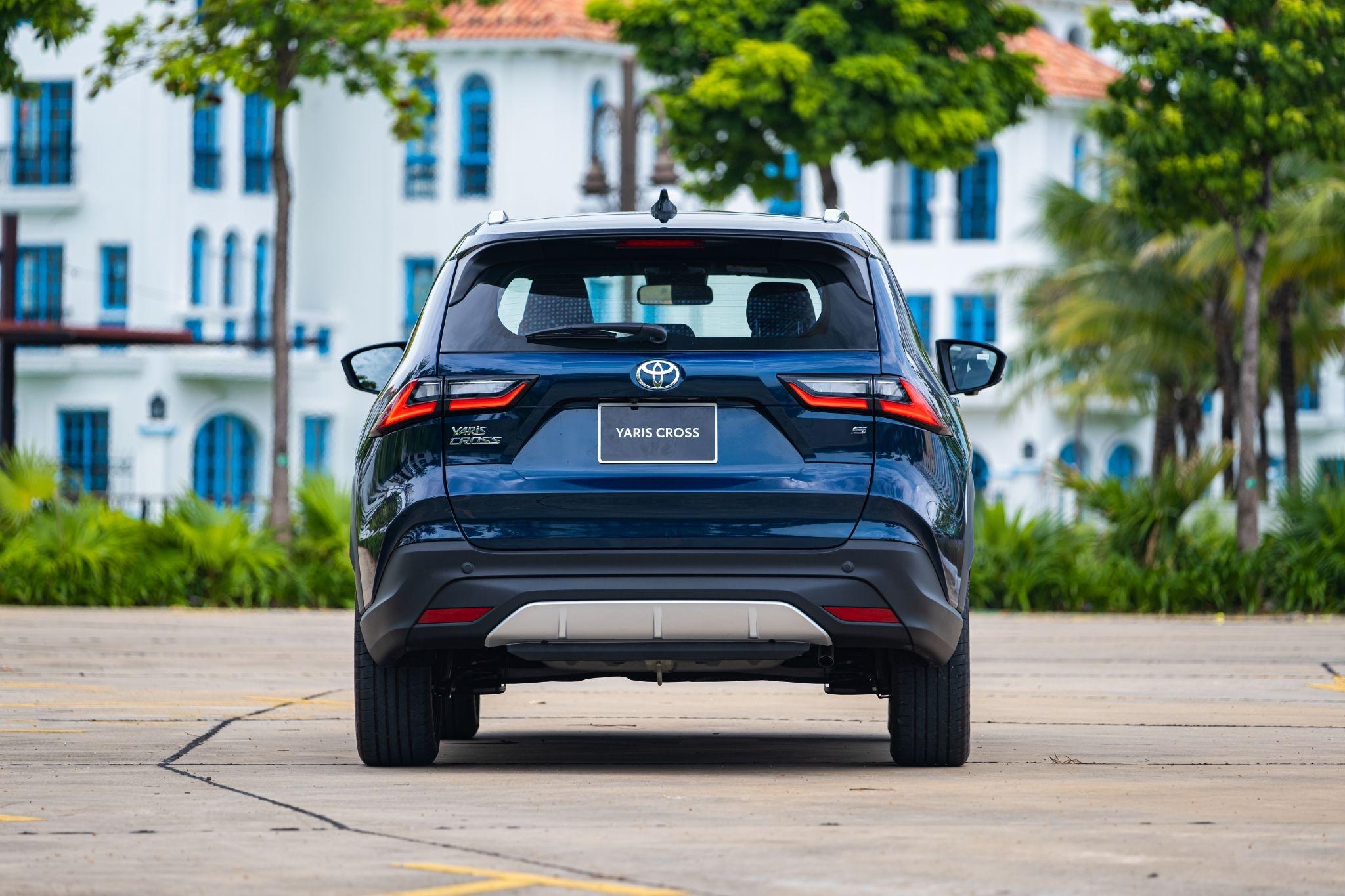 Toyota Yaris Cross có gì để thuyết phục khách Việt khi giá ngang SUV hạng C - 8
