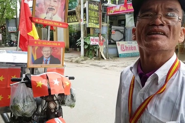 Xe bánh mỳ dạo đặc biệt "đậm chất" U23 Việt Nam