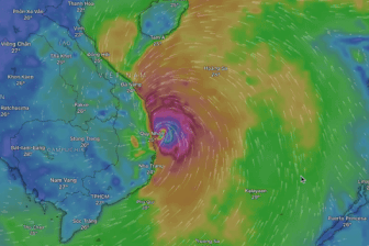 Bão Kalmaegi đã giảm 2 cấp, áp sát đất liền Đắk Lắk - Gia Lai