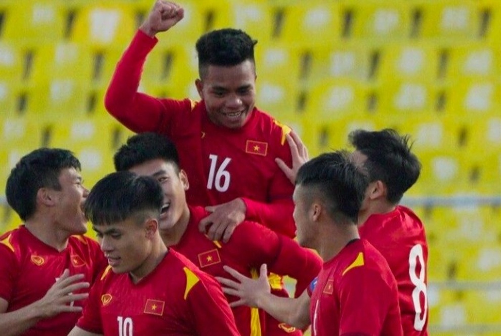Cổ động viên châu Á chúc mừng U23 Việt Nam giành vé dự giải châu lục - 1 Cổ động viên châu Á chúc mừng U23 Việt Nam giành vé dự giải châu lục - 1