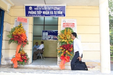 Trung tâm Trợ giúp pháp lý Nhà nước mở điểm tư vấn tại Tòa án