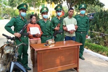 Bắt đôi nam nữ vận chuyển 1kg ma túy, lấy công 31 triệu đồng