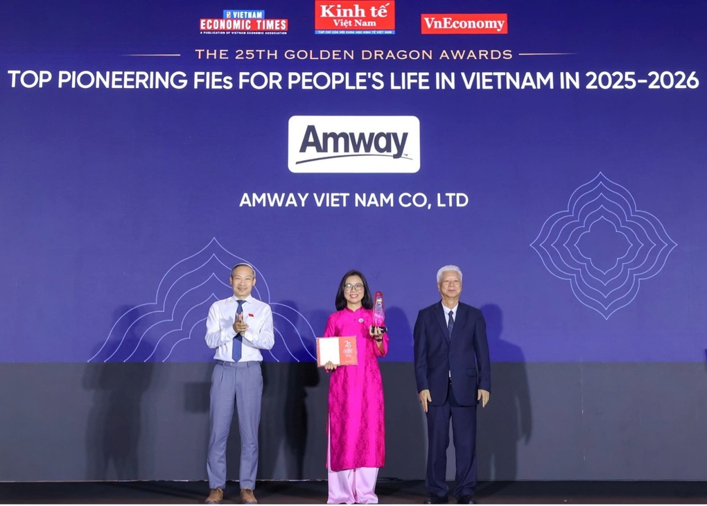 Amway Việt Nam lần thứ 10 được vinh danh tại giải thưởng Rồng Vàng - 1