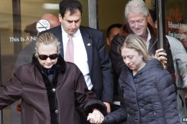 Ngoại trưởng Mỹ Hillary Clinton đã xuất viện