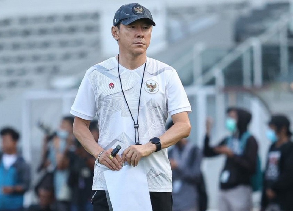 HLV Shin Tae Yong cảnh cáo Ronaldo của U20 Indonesia - 1 HLV Shin Tae Yong cảnh cáo Ronaldo của U20 Indonesia - 1