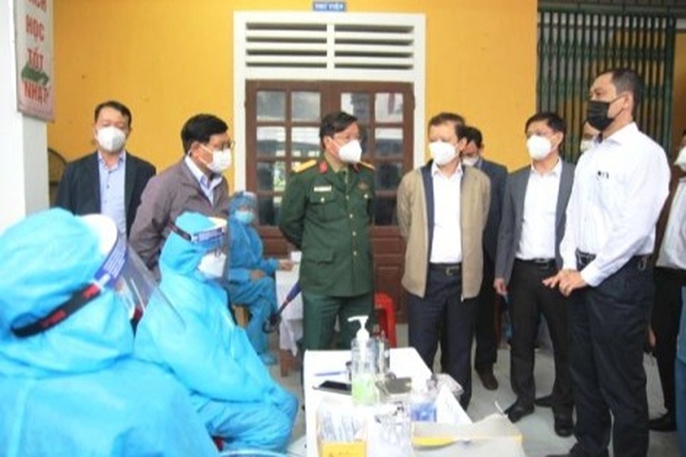 Bí thư Thừa Thiên Huế ký công điện khẩn cảnh báo dân không lơ là chống dịch - 1 Bí thư Thừa Thiên Huế ký công điện khẩn cảnh báo dân không lơ là chống dịch - 1