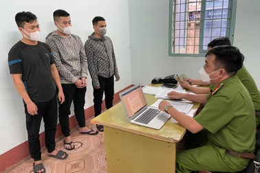 Cho người khó khăn vì dịch vay lấy lãi... 400% mỗi năm