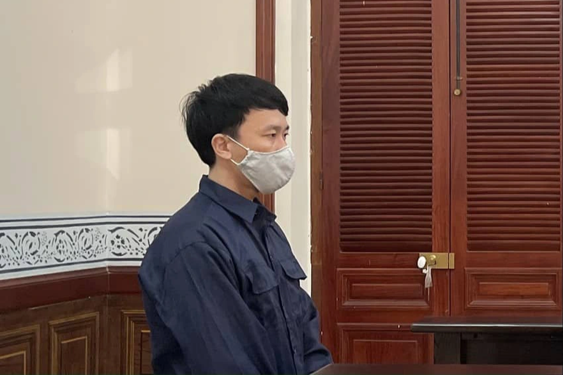 Đâm chết bạn cùng phòng chỉ vì mở đèn khó ngủ - 1 Đâm chết bạn cùng phòng chỉ vì mở đèn khó ngủ - 1